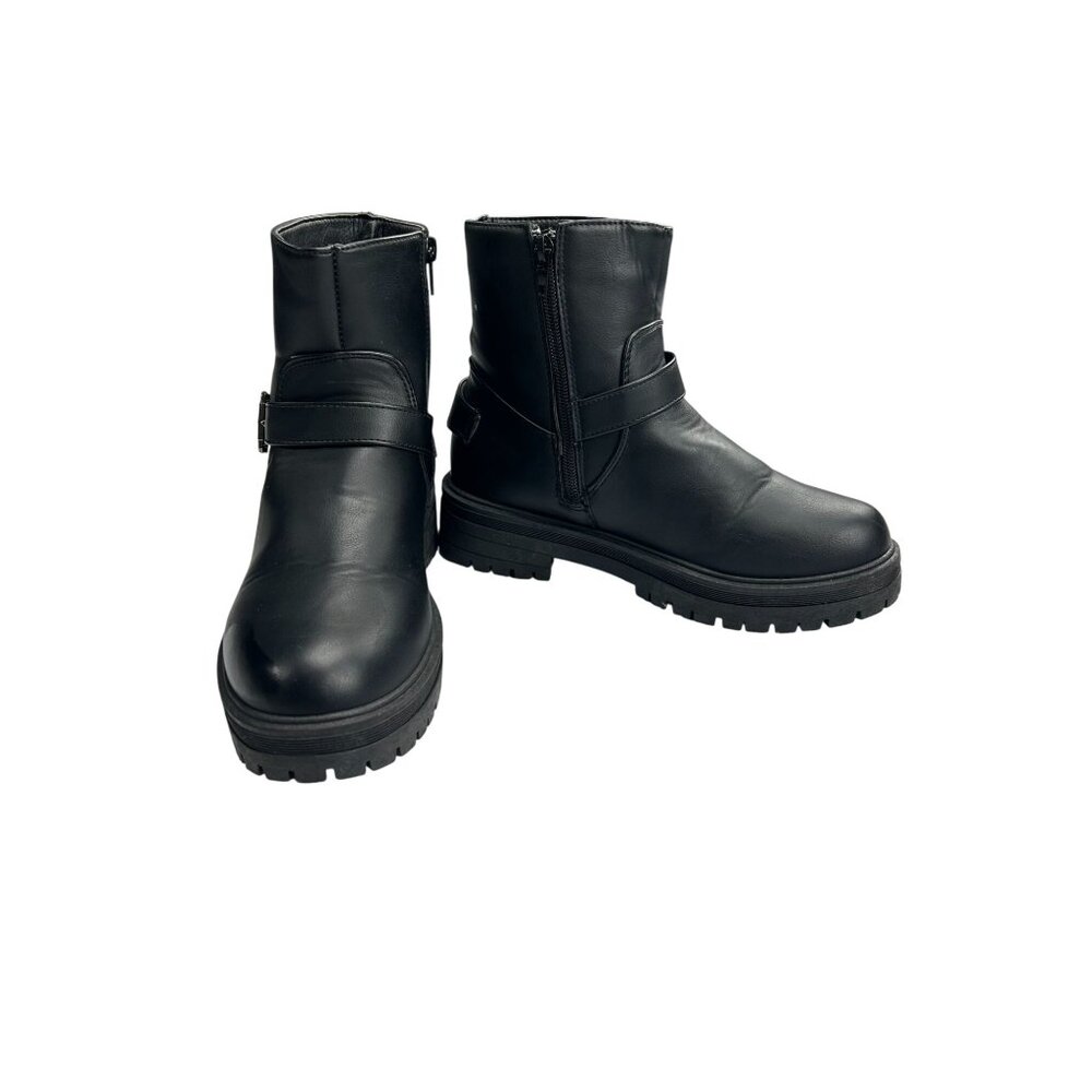 Mudd Black Womens Ankle Boots With Double Buckle & Side Zipper Size 6 Faux Leath